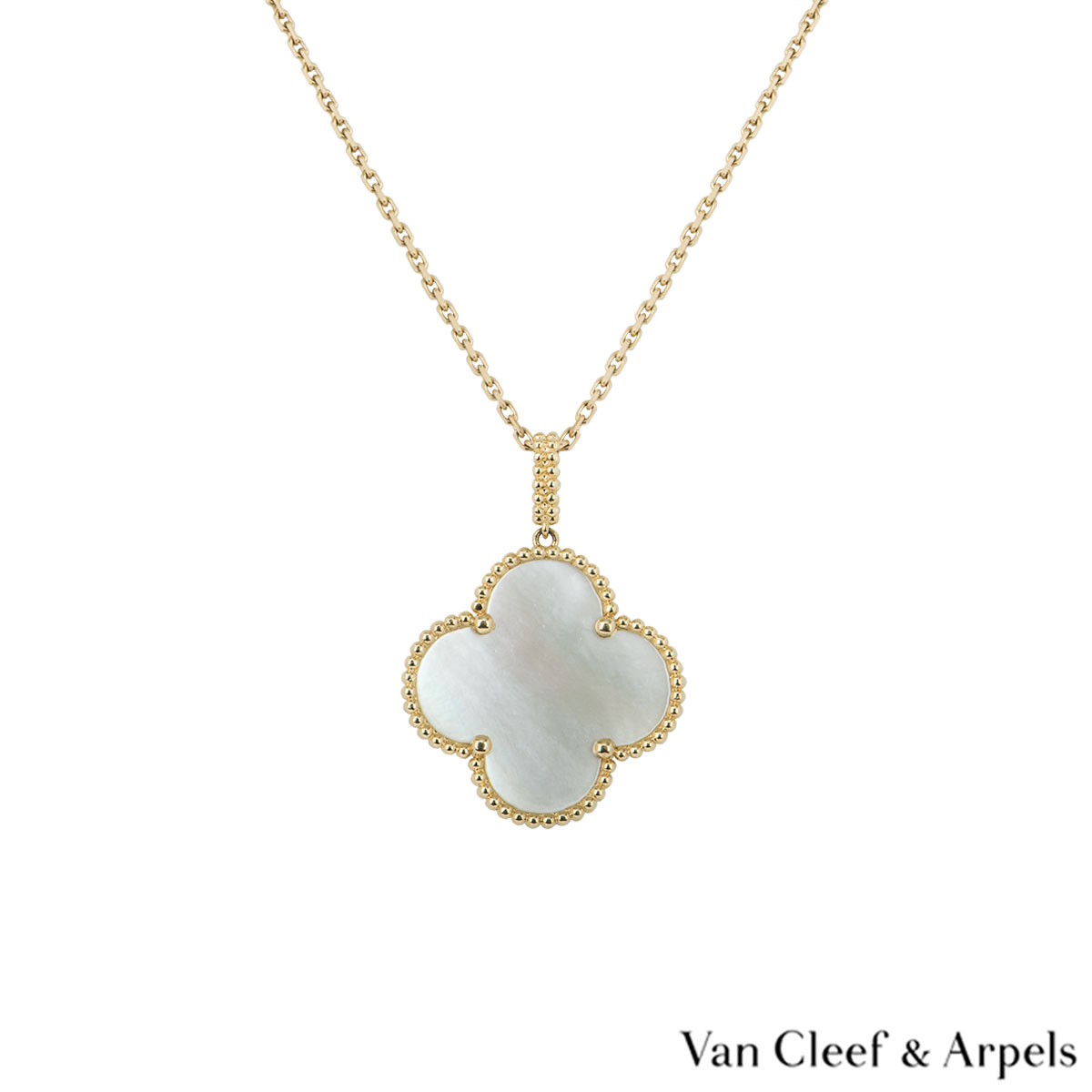 van cleef & arpels magic alhambra necklace